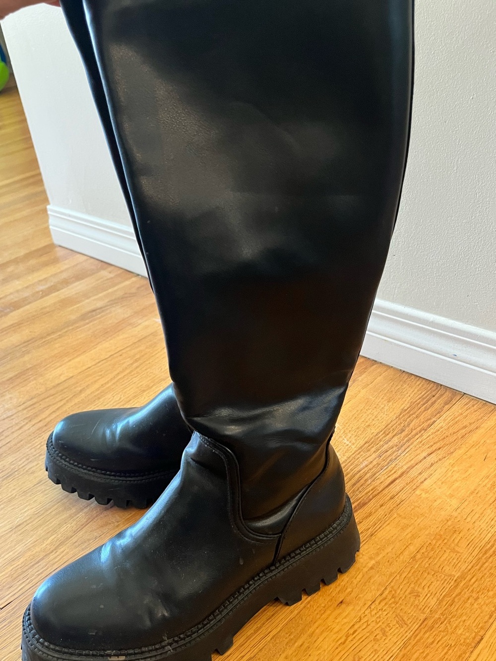 Steve Madden “Brenna” Tall Black Chunky Platform Boots - size 40